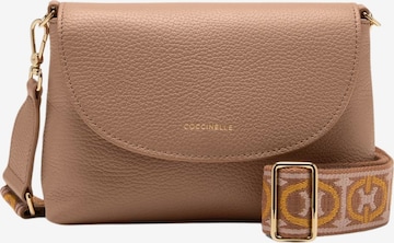 Coccinelle Handbag 'COCCINELLE PAULINA' in Brown: front