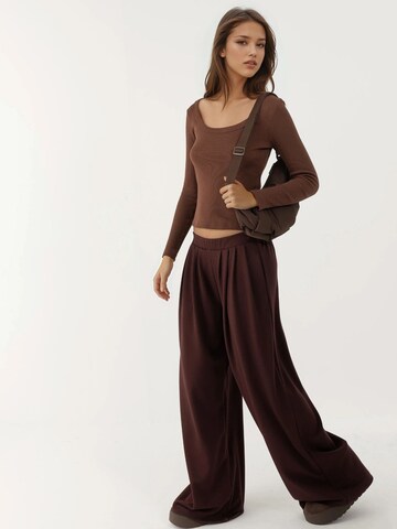 T-shirt Hiccup en marron