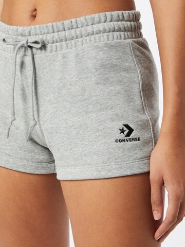 CONVERSE Regular Shorts in Grau