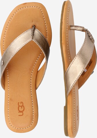 UGG - Sandalias de dedo 'Tuolumne' en bronce