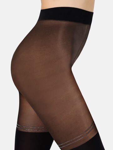camano Fine Tights in Black: front