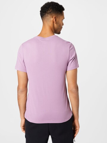 NIKE Regular Fit Sportshirt in Lila