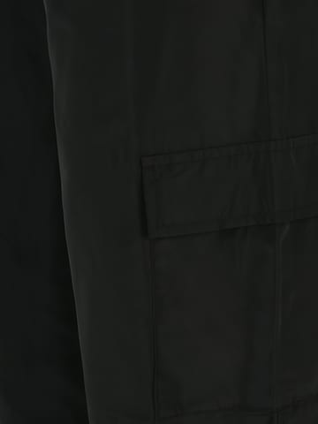 Regular Pantalon 'FADUMA' Only Petite en noir