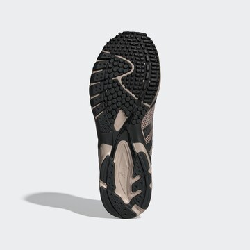 ADIDAS ORIGINALS Σνίκερ χαμηλό 'Adizero Adios' σε γκρι