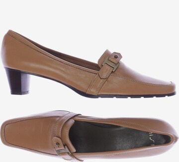 UNISA Flats & Loafers in 38 in Beige: front