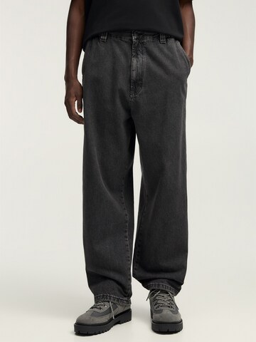 Loosefit Jeans di Pull&Bear in nero: frontale