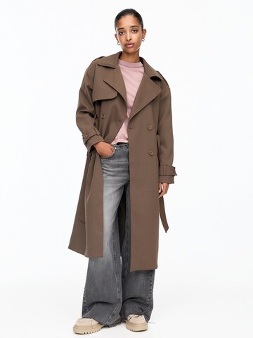 Manteau mi-saison Pull&Bear en marron : devant