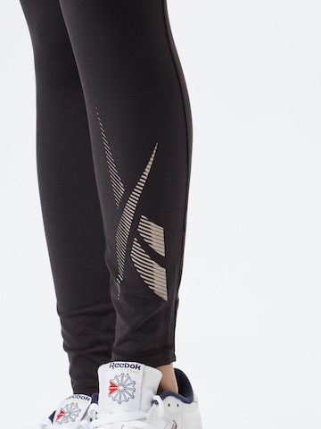 Reebok Skinny Sporthose in Schwarz