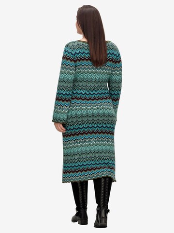 SHEEGO Knit dress in Green