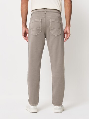 Next Regular Farkut värissä beige