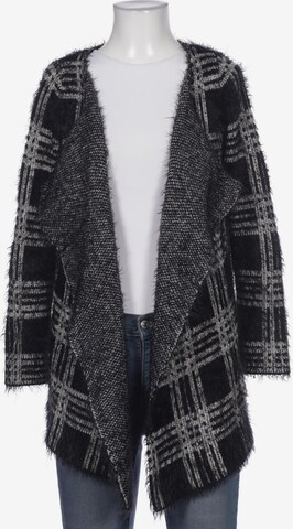 VILA Sweater & Cardigan in XS in Black: front