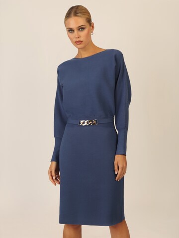 APART Knitted dress in Blue: front