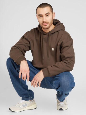 Dr. Denim Sweatshirt 'Damien' in Brown