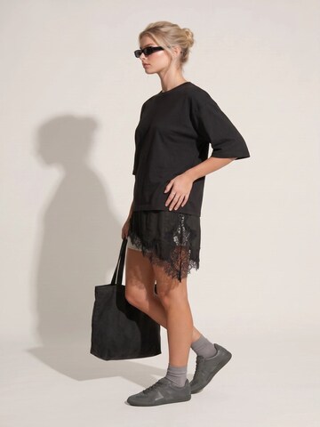 No Matter What Shirt in Zwart: voorkant