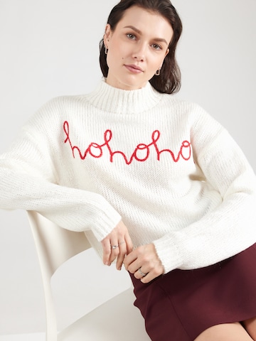 balta PIECES Megztinis 'PCJESSA': priekis