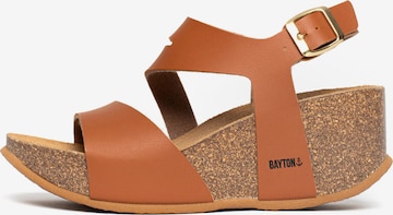 Bayton Sandalen met riem in Bruin: voorkant