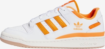 Baskets basses 'Forum' ADIDAS ORIGINALS en blanc : devant