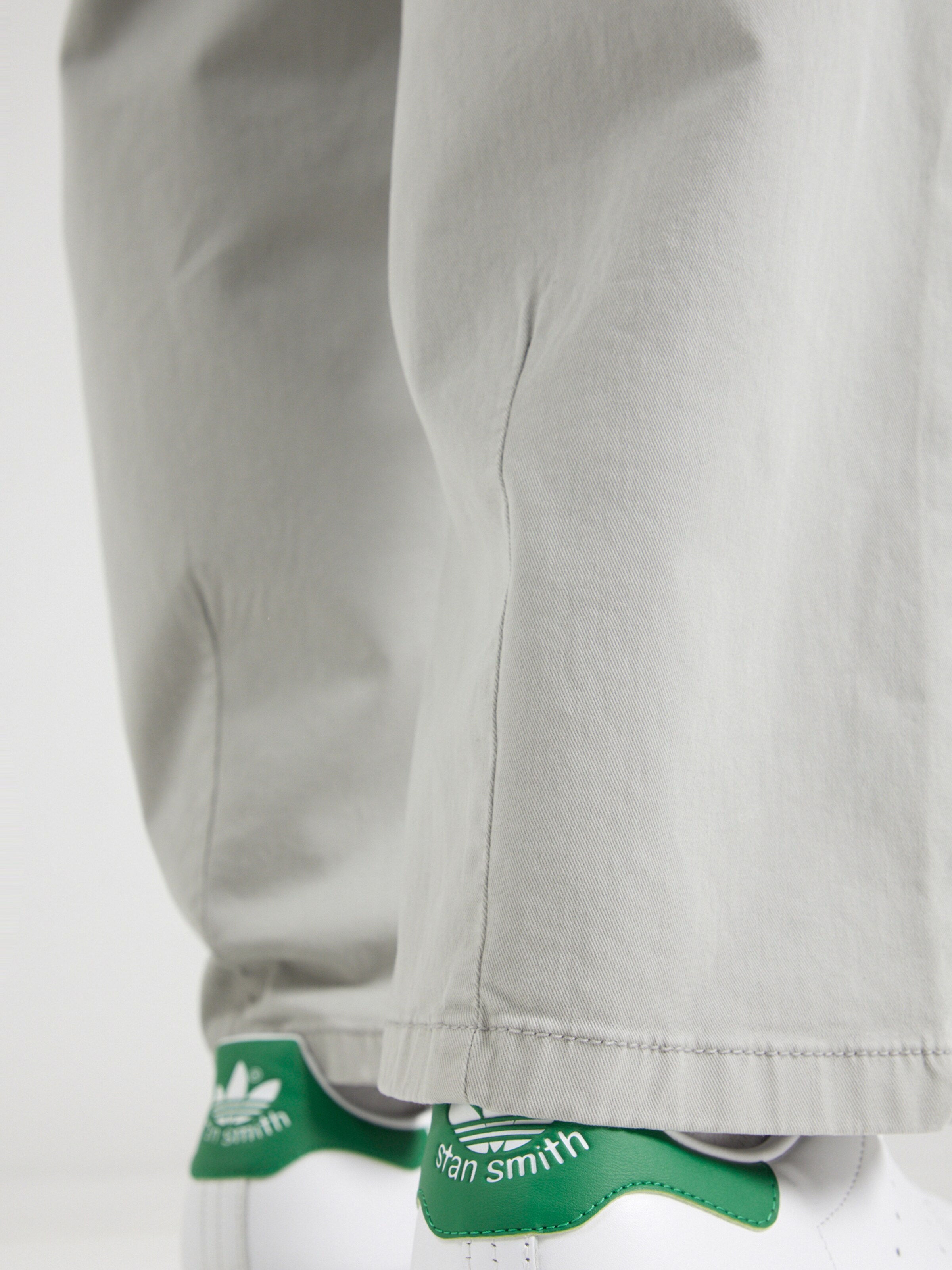 Only & Sons Loose fit Chino Pants 'ONSPOWER' in Grey | ABOUT YOU