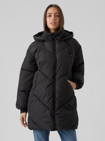 VERO MODA Winterjas 'Beverly' in Zwart: voorkant