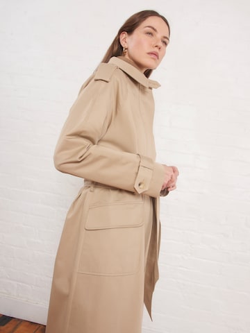 Aligne Between-Seasons Coat 'Esmeralda' in Beige