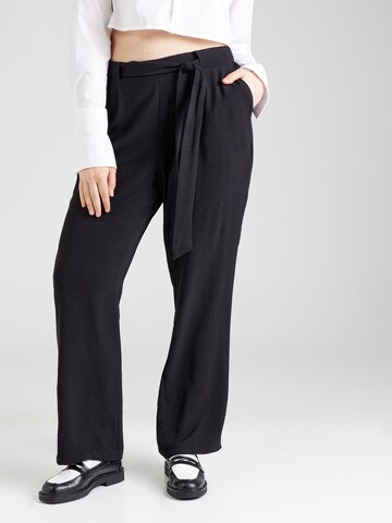 Loosefit Pantalon 'VMCalva' Vero Moda Curve en noir : devant