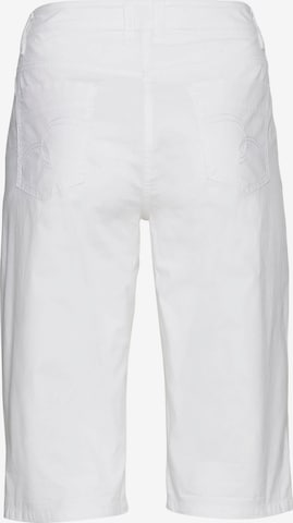 SHEEGO Regular Shorts in Weiß