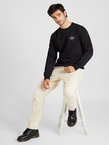 TOMMY HILFIGER Sweatshirt in Schwarz