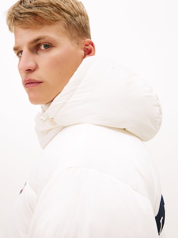 Tommy Jeans Winterjas in Wit