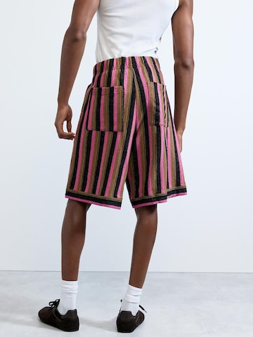 Desigual - regular Pantalón 'Bermuda' en Mezcla de colores