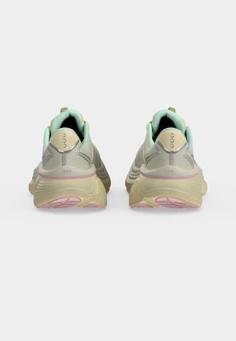 Chaussure de course saucony en beige