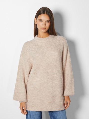 Bershka Sweater in Beige: front