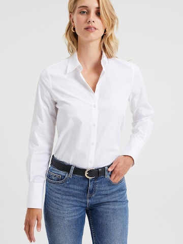 Camicia da donna di WE Fashion in bianco: frontale