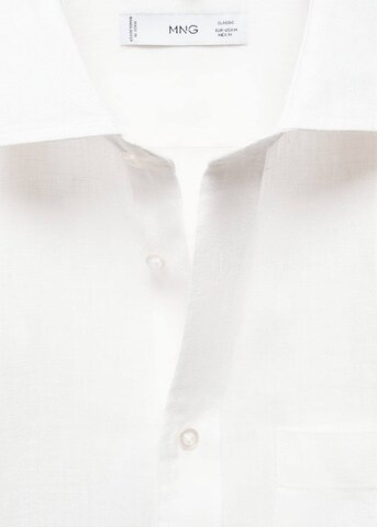 MANGO MAN Regular fit Button Up Shirt 'Avispa' in White