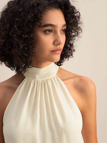 Lilysilk - Blusa 'Seidengeorgette Top mit Neckholder' en blanco