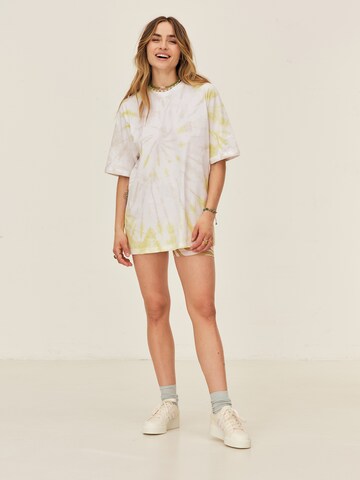 ABOUT YOU x Sofia Tsakiridou Shirt 'Stella' in Yellow