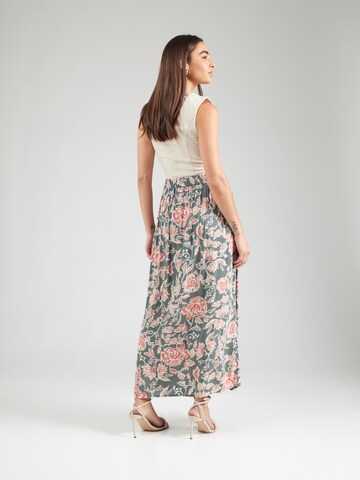 ABOUT YOU Skirt 'Chinara' in Green