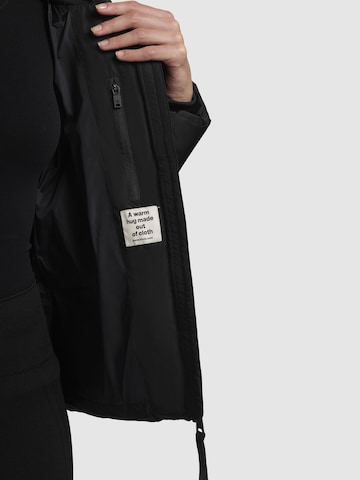 Geacă de iarnă 'FLAIRE' de la khujo pe negru
