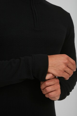 !Solid Sweater 'Bamaro' in Black