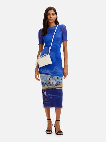 Robe Desigual en bleu