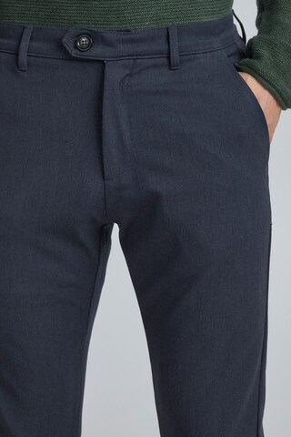 !Solid Tapered Chino 'TOFred' in Blauw