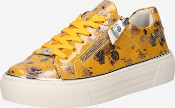 Dockers by Gerli Sneakers in Yellow: front