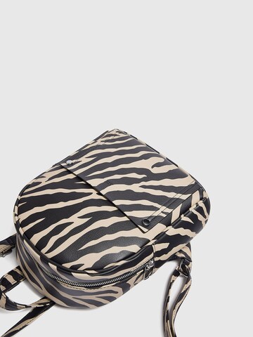 Rucsac de la Pull&Bear pe bej