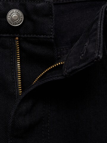 MANGO MAN Tapered Farkut 'Bob' värissä musta