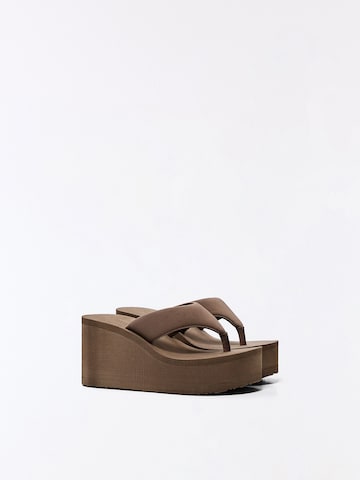 Bershka Žabky – hnědá