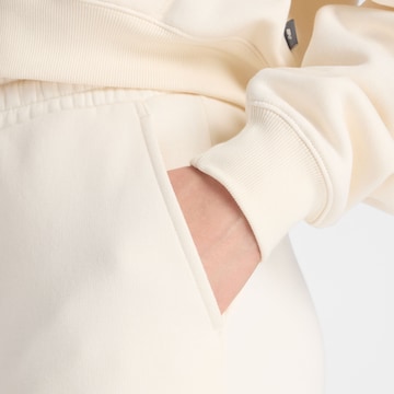 Regular Pantalon new balance en blanc