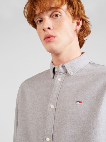 Tommy Jeans Regular fit Button Up Shirt in Grey
