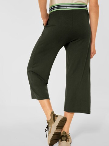 STREET ONE Loose fit Pants in Green