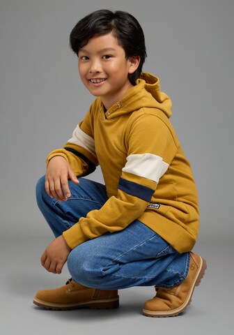 SCOUT Sweatshirt in Gelb