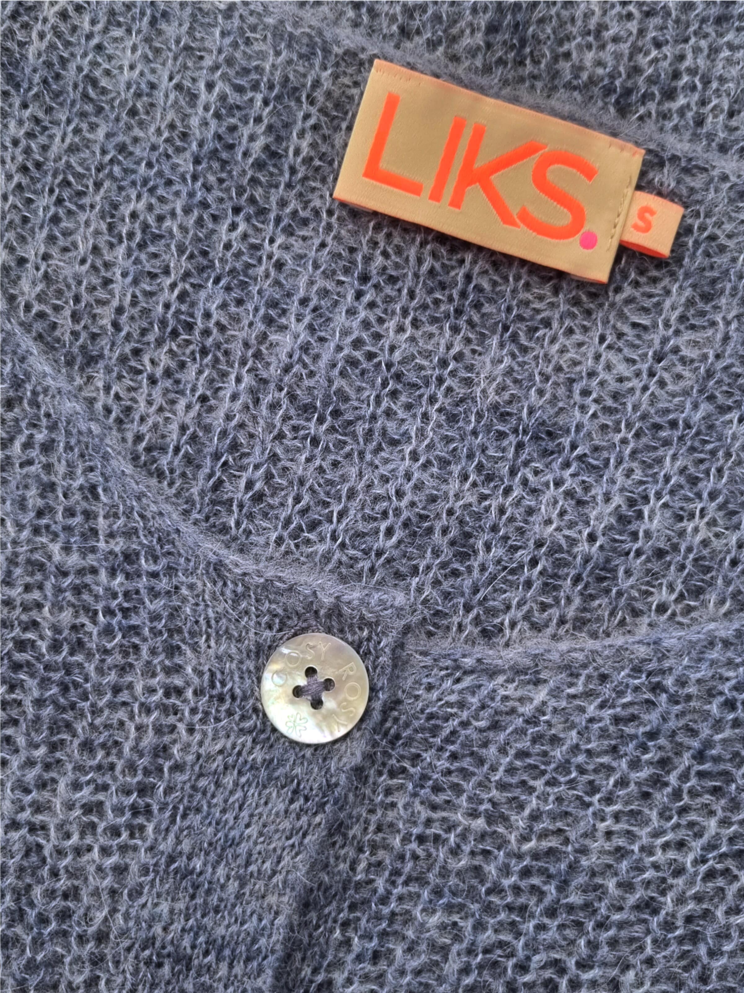 LIKS. Munich Gebreid vest 'Strickjacke leichte Rippenstruktur aus Alpaka-Woll-Mischung - BiancaC' in Blauw
