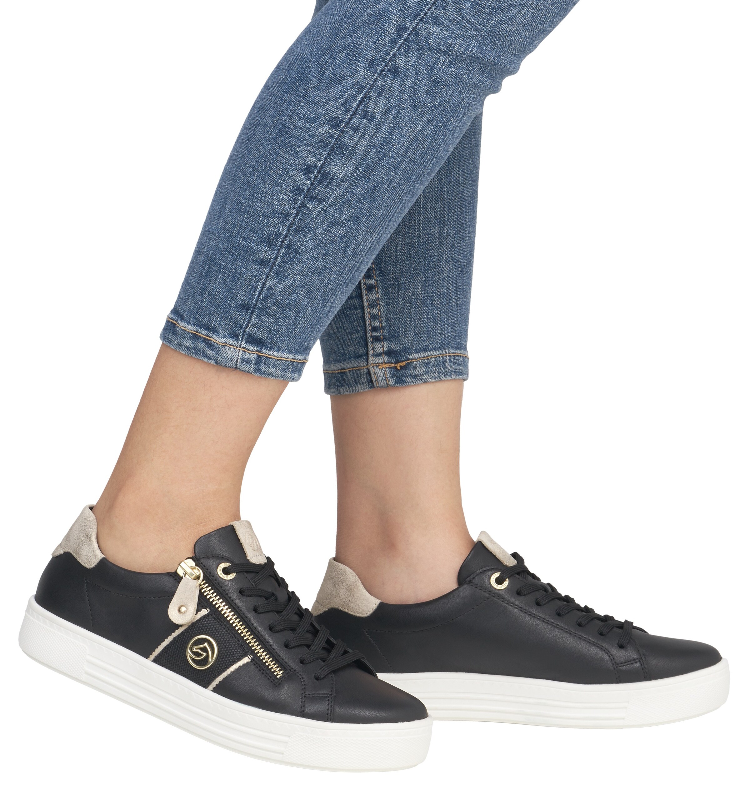 Sneaker bassa di REMONTE in nero